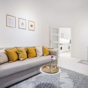 https://bpr-lynx-home-with-a-c.inbudapesthotels.com