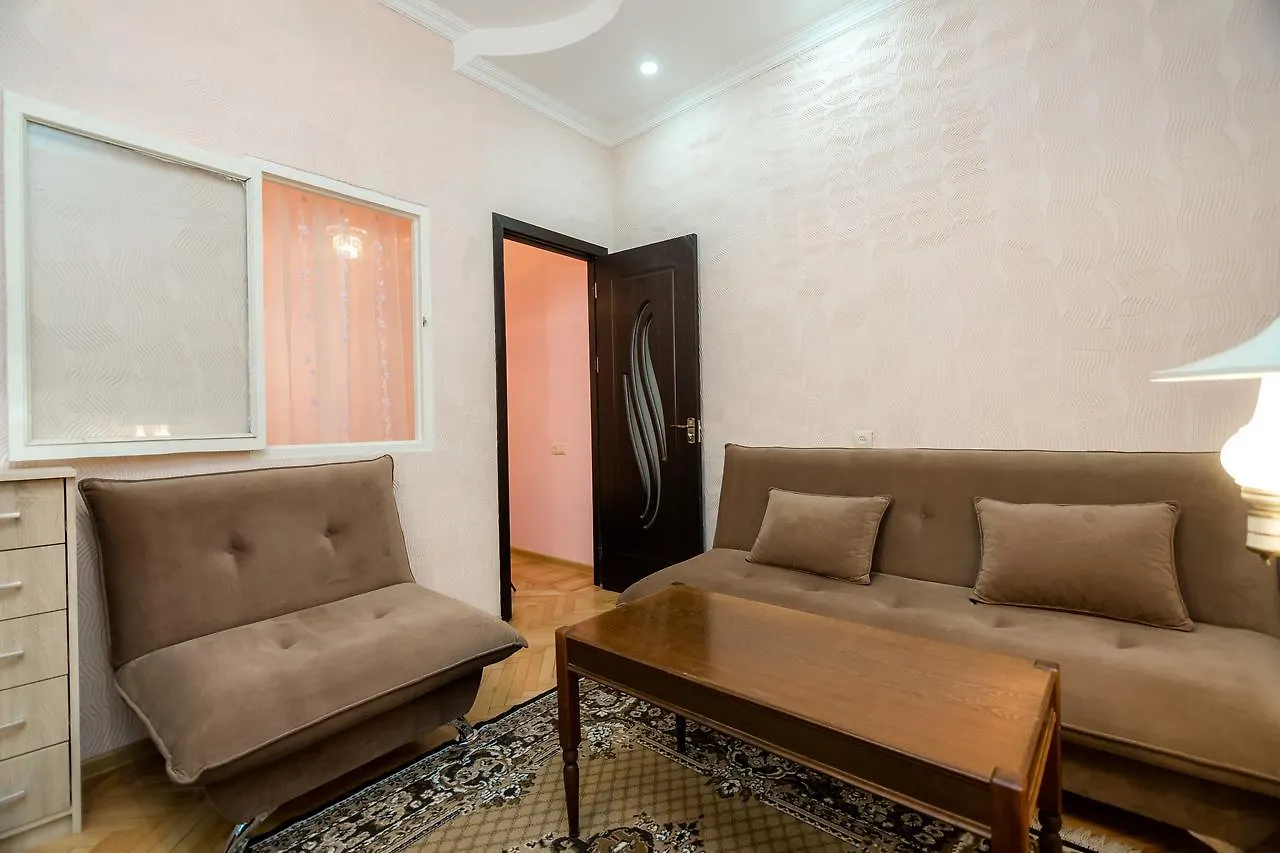 דירות טביליסי Gabi'S House גאורגיה