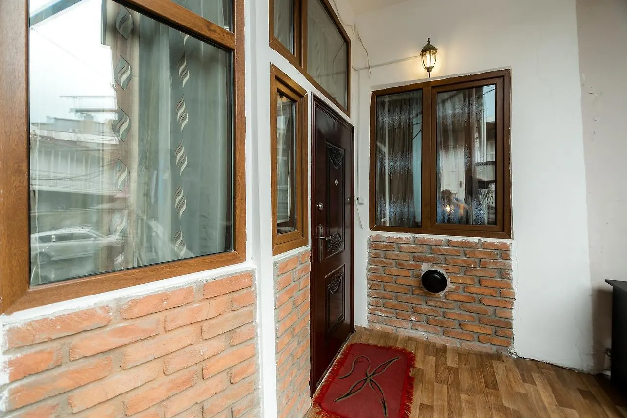 דירות טביליסי Gabi'S House